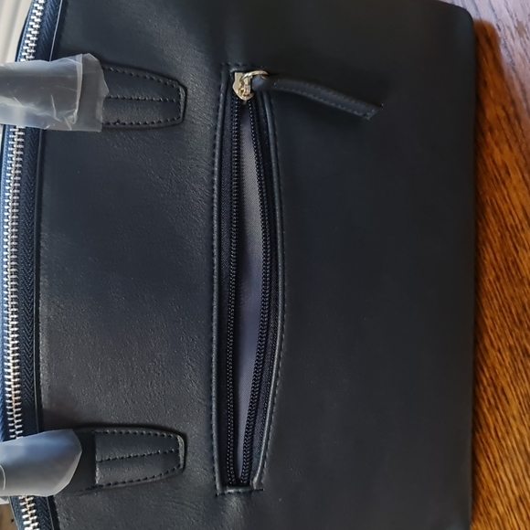 ⚓ Nautica Stay A Float Embossed Satchel Brand New, with tags! - Picture 5 of 11